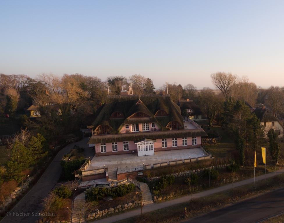 Romantik Hotel Namenlos Ahrenshoop Exterior foto